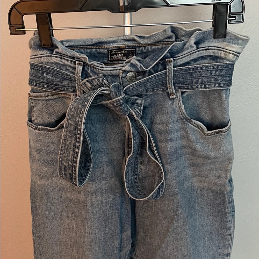 Abercrombie & Fitch Light Blue Ankle Jeans